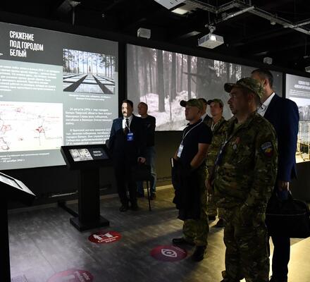 Исторический парк посетили участники проекта «В одной команде со СВОими»